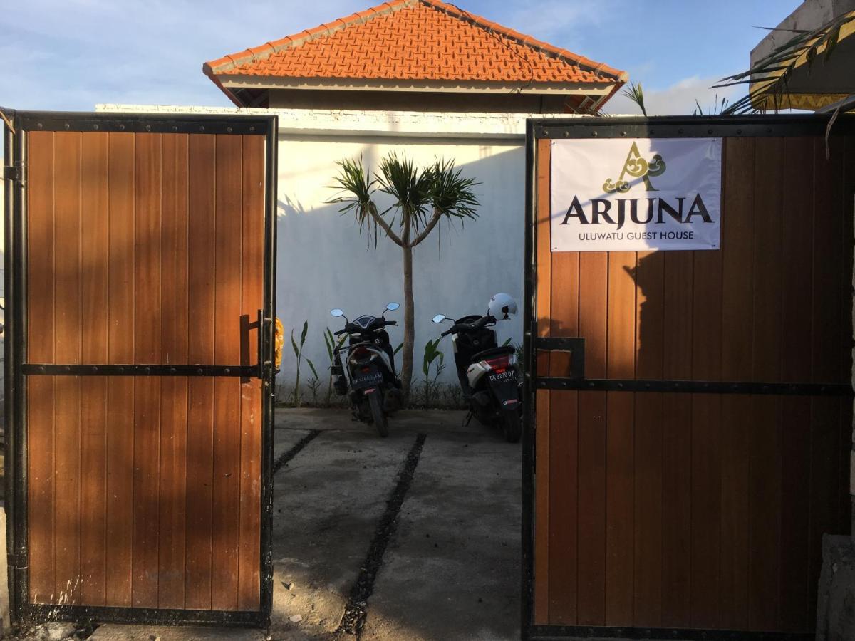 Arjuna Uluwatu Guest House Bagian luar foto